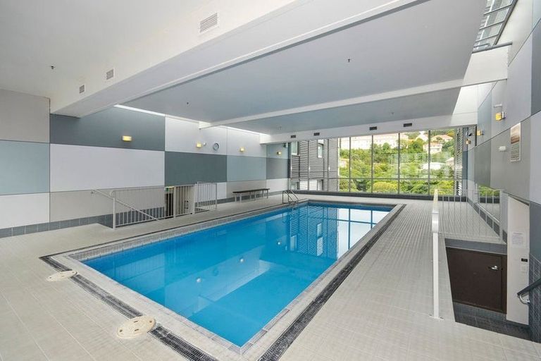 Photo of property in Montreaux Apartments, 5a/164 The Terrace, Wellington Central, Wellington, 6011