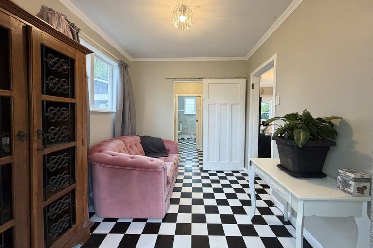 Photo of property in 6 Freyberg Place, Tokoroa, 3420