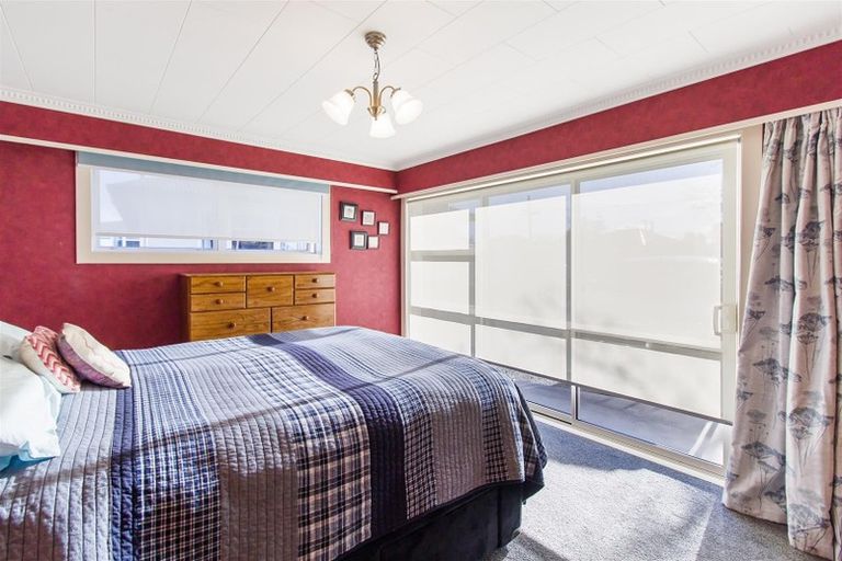 Photo of property in 24 Rugby Street, Waimate, 7924