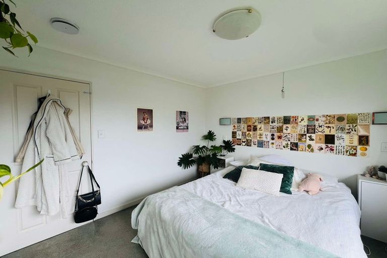 Photo of property in 30 Caroline Crescent, Highbury, Palmerston North, 4412