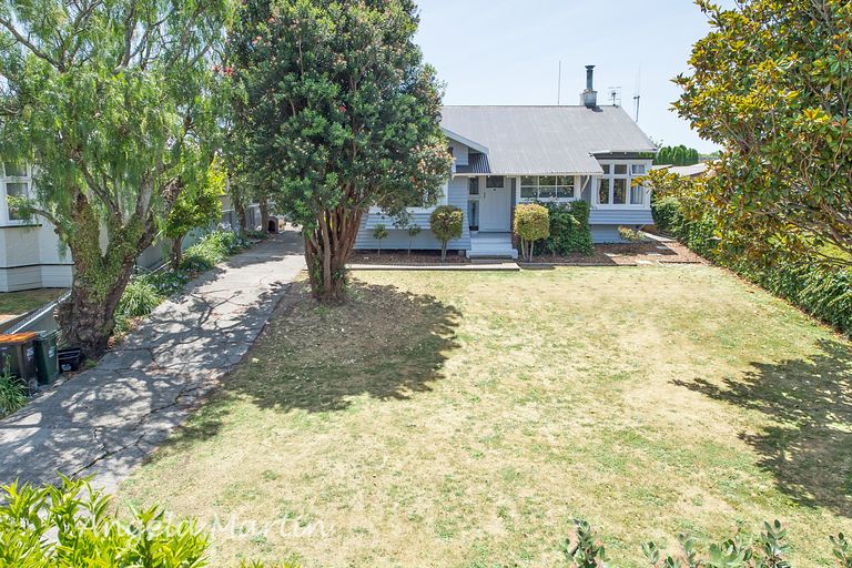 Photo of property in 83 Lyndhurst Street, Takaro, Palmerston North, 4412