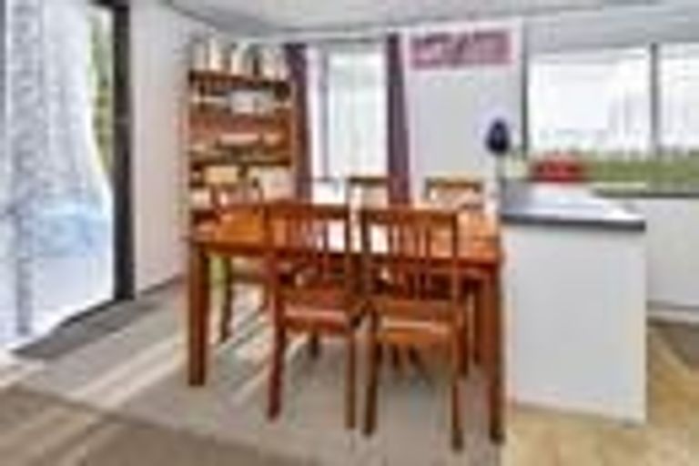 Photo of property in 31c Nearco Street, Randwick Park, Auckland, 2105