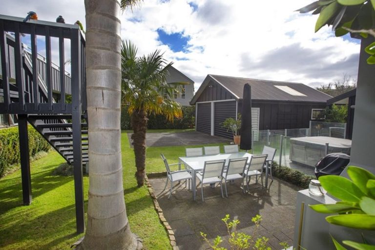 Photo of property in 614 Harbour View Road, Whangamata, 3620