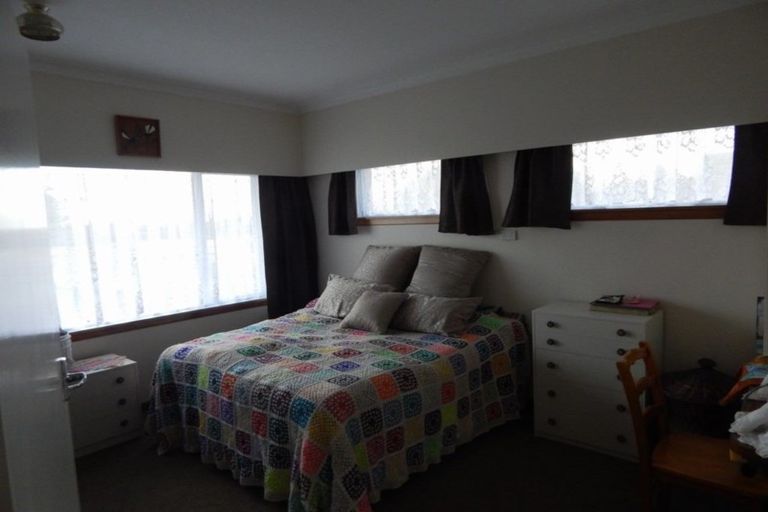 Photo of property in 40 High Street, Eltham, 4322