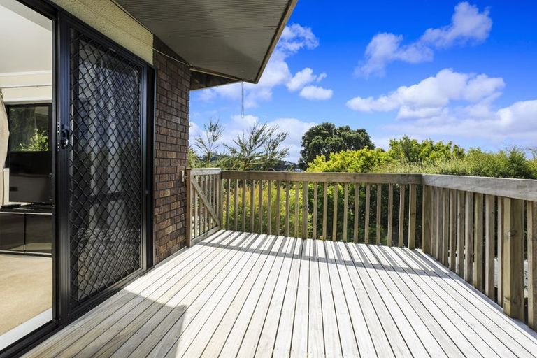 Photo of property in 9 Danbury Drive, Torbay, Auckland, 0630