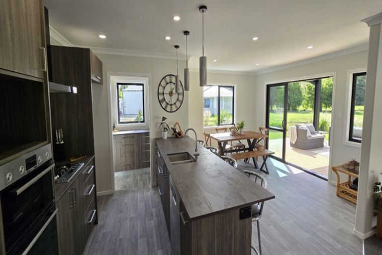 Photo of property in 566 Kara Road, Maungatapere, 0179