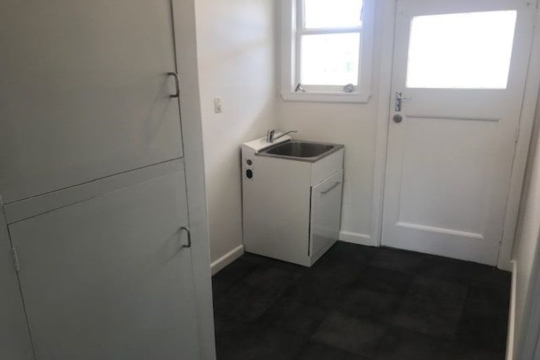 Photo of property in 49 Mission Road, Greenmeadows, Napier, 4112