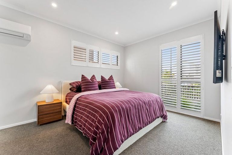 Photo of property in 30a Kukuwai Avenue, Red Beach, 0932