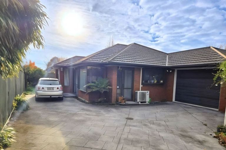 Photo of property in 2/18 Hare Street, Ilam, Christchurch, 8041