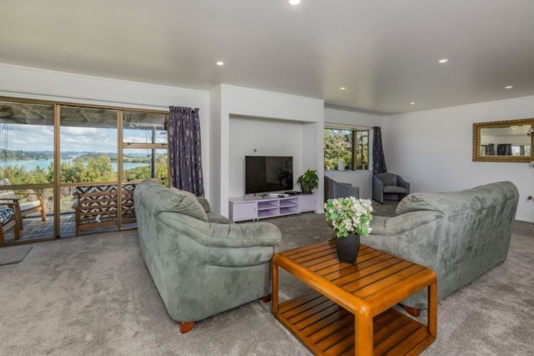 Photo of property in 6 Tikitiki Lane, Russell, 0272