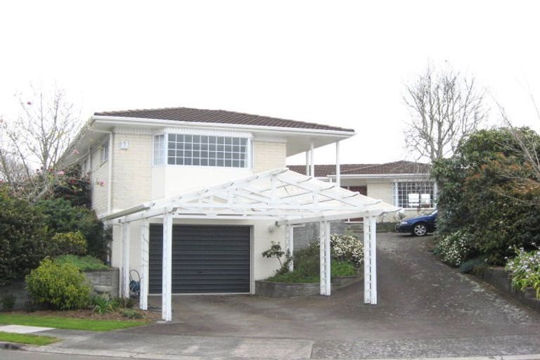 Photo of property in 9 Te Mara Place, Merrilands, New Plymouth, 4312