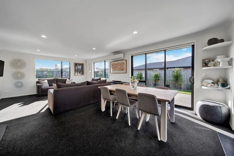 Photo of property in 16 Coby Sydney Drive, Bell Block, New Plymouth, 4312