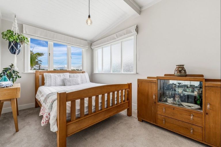 Photo of property in 1/9a Regent Street, Devonport, Auckland, 0624