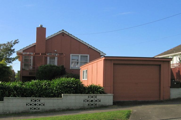 Photo of property in 5 Aparangi Crescent, Elsdon, Porirua, 5022
