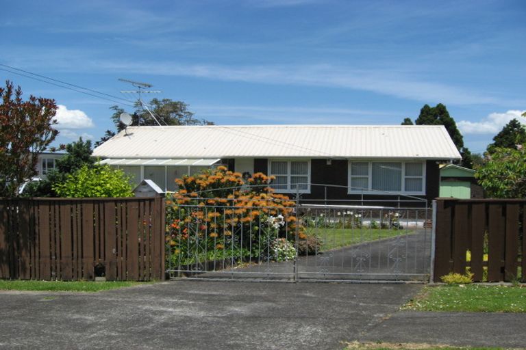 Photo of property in 20 Putini Road, Mangere Bridge, Auckland, 2022