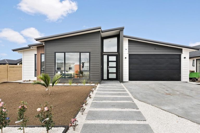 Photo of property in 12 Riverhead Point Drive, Riverhead, 0820