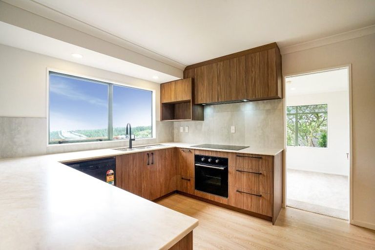 Photo of property in 668 Redoubt Road, Flat Bush, Auckland, 2019