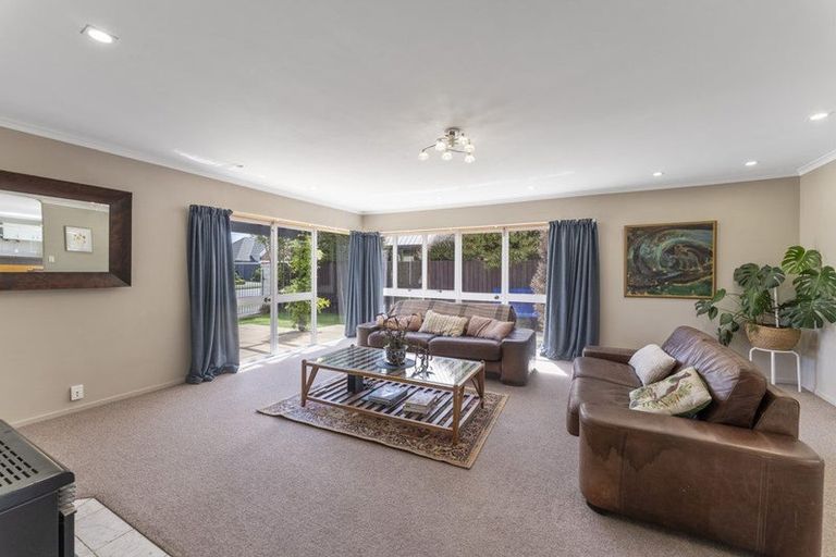 Photo of property in 34 Townshend Crescent, Halswell, Christchurch, 8025