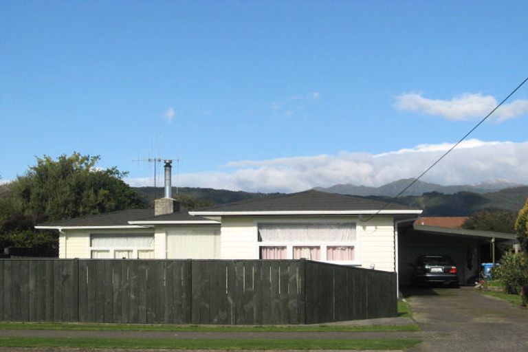Photo of property in 178 Bartholomew Road, Levin, 5510