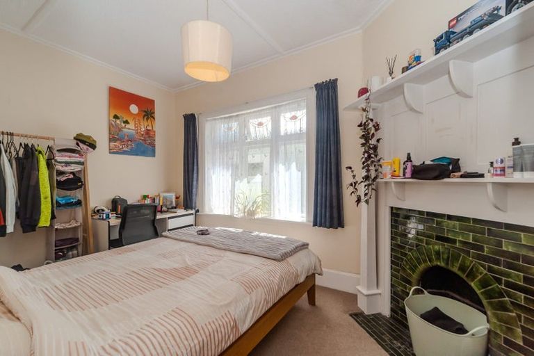 Photo of property in 9 Rolleston Street, Mount Cook, Wellington, 6021