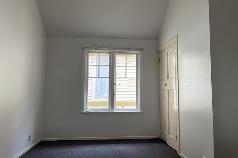 Photo of property in 21 Burnell Avenue, Thorndon, Wellington, 6011