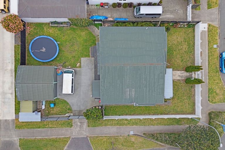 Photo of property in 1213 Caroline Road, Mayfair, Hastings, 4122