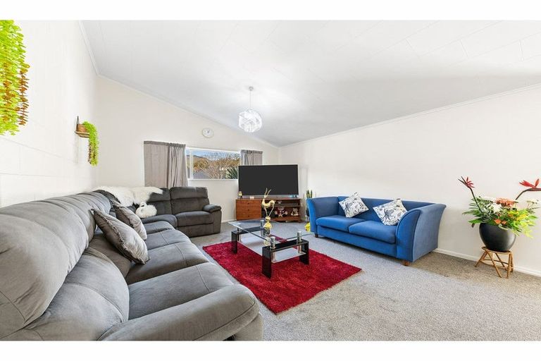 Photo of property in 1/61 Landsdowne Terrace, Cashmere, Christchurch, 8022