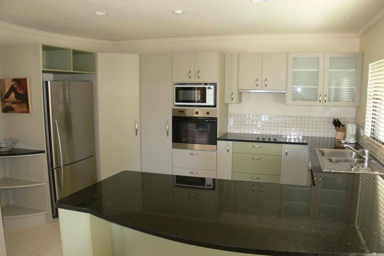 Photo of property in 4e The Dunes, Pauanui, Hikuai, 3579