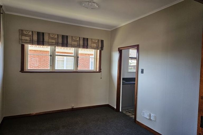 Photo of property in 42 Frederick Street, Terrace End, Palmerston North, 4410