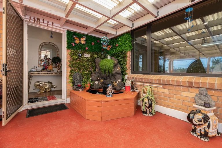 Photo of property in 82 Metcalfe Road, Ranui, Auckland, 0612