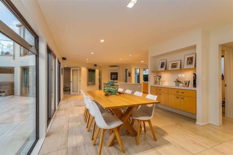 Photo of property in 2/124 Esplanade, Sumner, Christchurch, 8081