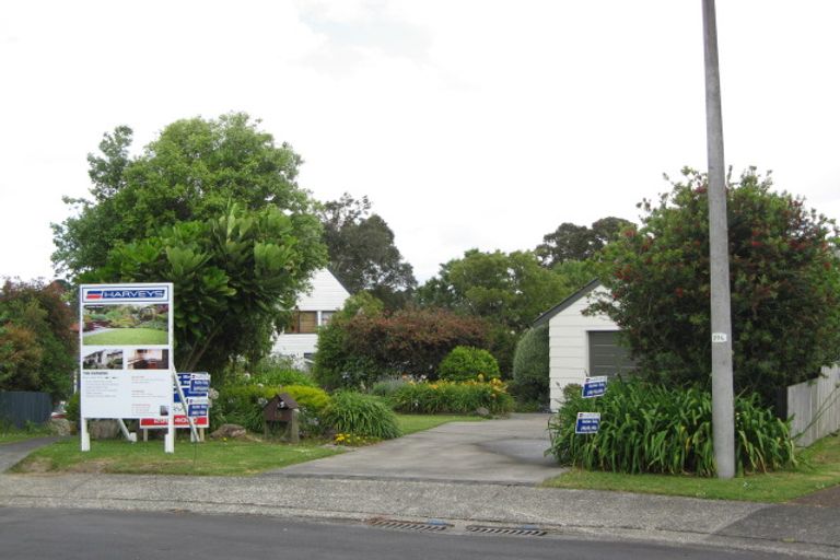 Photo of property in 15 Syntax Place, Conifer Grove, Takanini, 2112