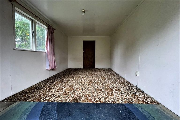 Photo of property in 77 Hill Road, Hillpark, Auckland, 2102