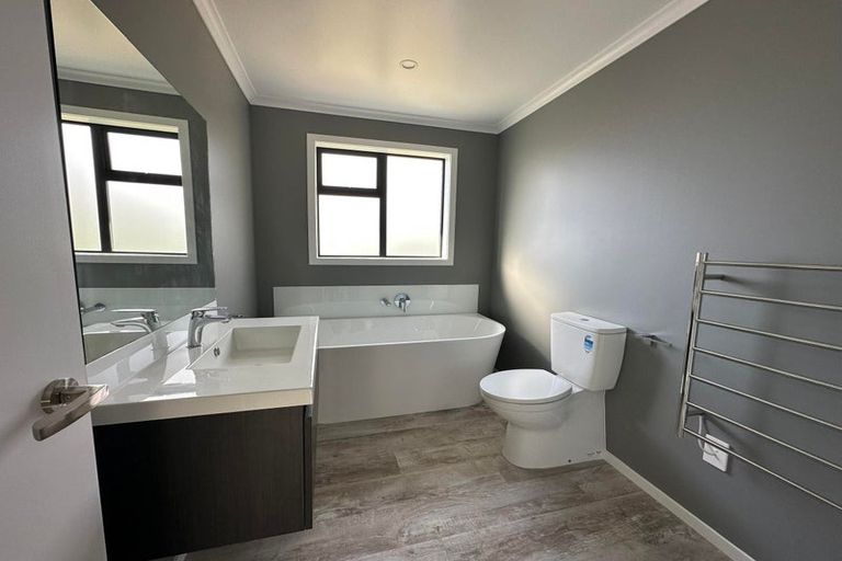 Photo of property in 16b Bowers Street, Stokes Valley, Lower Hutt, 5019