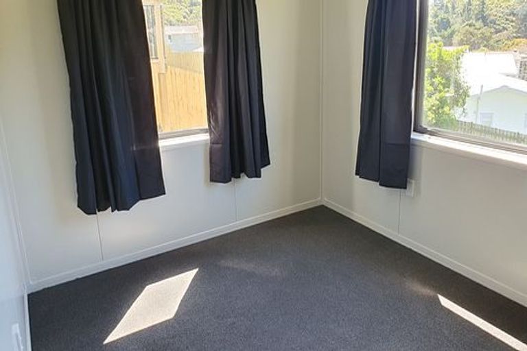 Photo of property in 119a Champion Street, Cannons Creek, Porirua, 5024