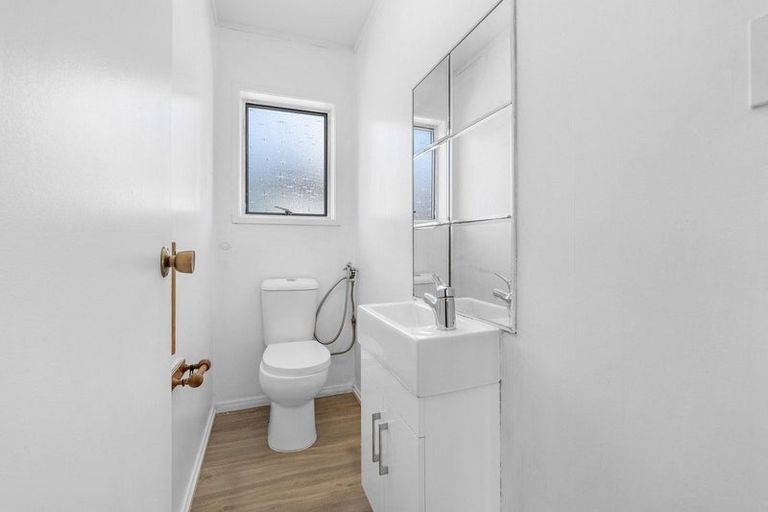 Photo of property in 1/56 Rimu Street, New Lynn, Auckland, 0600