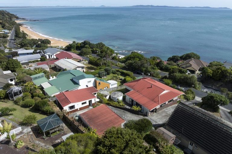 Photo of property in 20 Leslie Road, Cable Bay, 0420