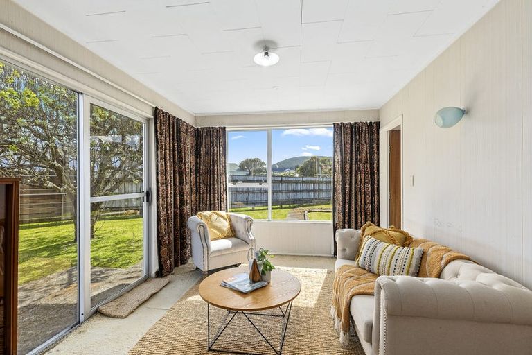 Photo of property in 146 Main Road, Tawa, Wellington, 5028