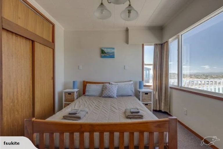 Photo of property in 27 View Road, Houghton Bay, Wellington, 6023