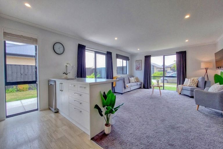 Photo of property in 94 Sunline Avenue, Lincoln, 7608