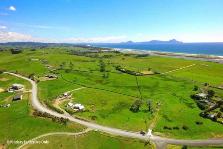 Photo of property in 468 Cove Road, Waipu, 0582