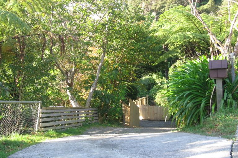 Photo of property in 141 Kamahi Street, Stokes Valley, Lower Hutt, 5019