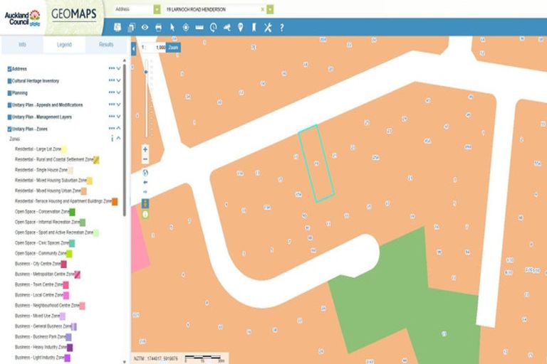 Photo of property in 19 Larnoch Road, Henderson, Auckland, 0610