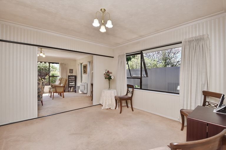 Photo of property in 64a Windermere Road, Papanui, Christchurch, 8053