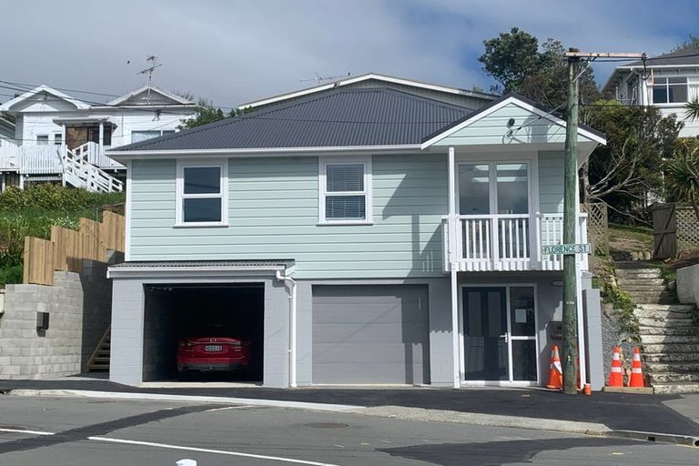 Photo of property in 16a Florence Street, Newtown, Wellington, 6021