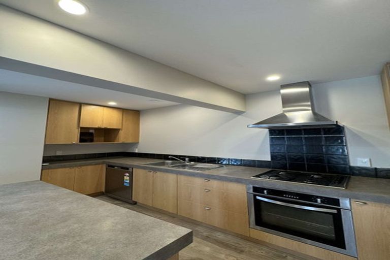 Photo of property in 181 Pacific Road, North New Brighton, Christchurch, 8083