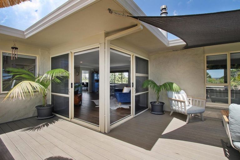 Photo of property in 27 Stella Drive, Clarks Beach, 2122