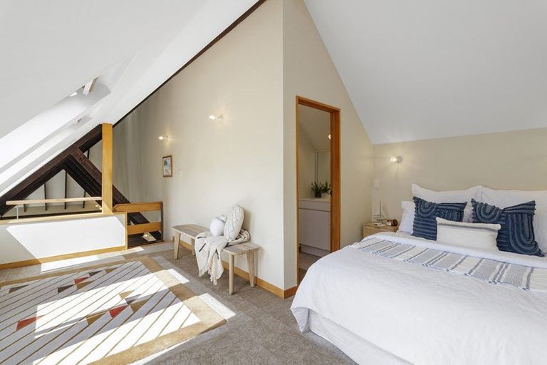 Photo of property in 86 Penruddock Rise, Westmorland, Christchurch, 8025