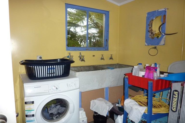 Photo of property in 84 Romilly Street, Westport, 7825