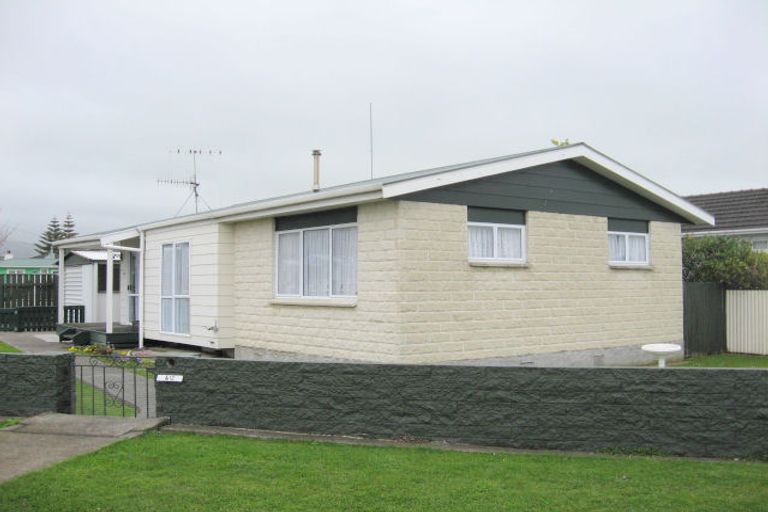 Photo of property in 612 Queen Street East, Levin, 5510